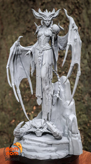 Lilith from diablo 3d printed resin - TheSecretDoorInn